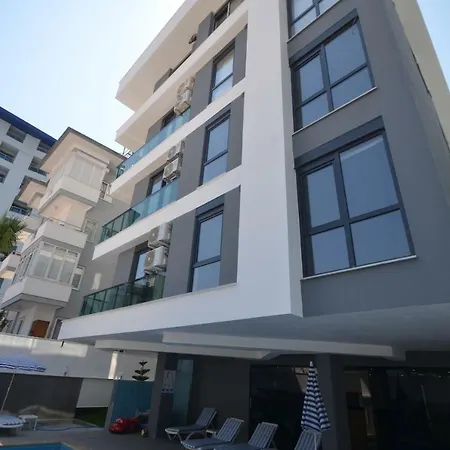 Cleopatra Beach Luxury 6 In Hygienic Condition *