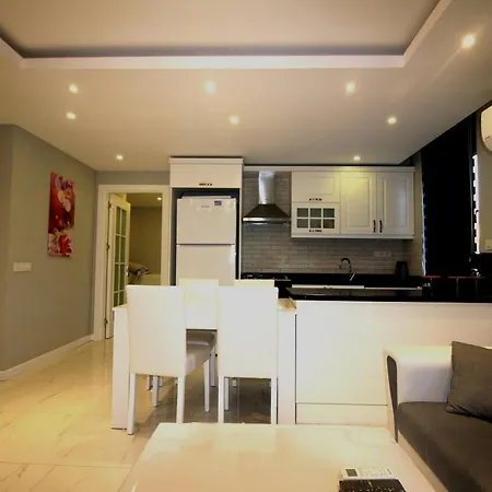 Cleopatra Beach Luxury 6 In Hygienic Condition *